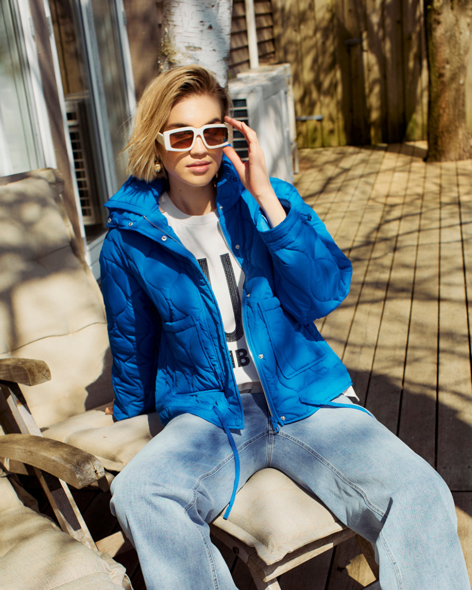 BLOB-JACKET