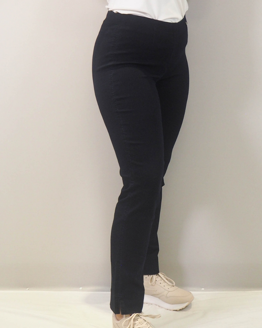 MARIE MØRK JEANSBLÅ