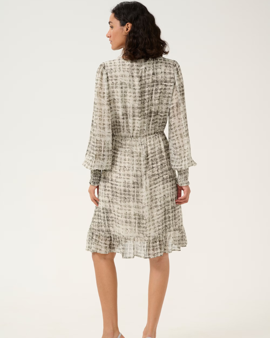 TRINIKE DRESS