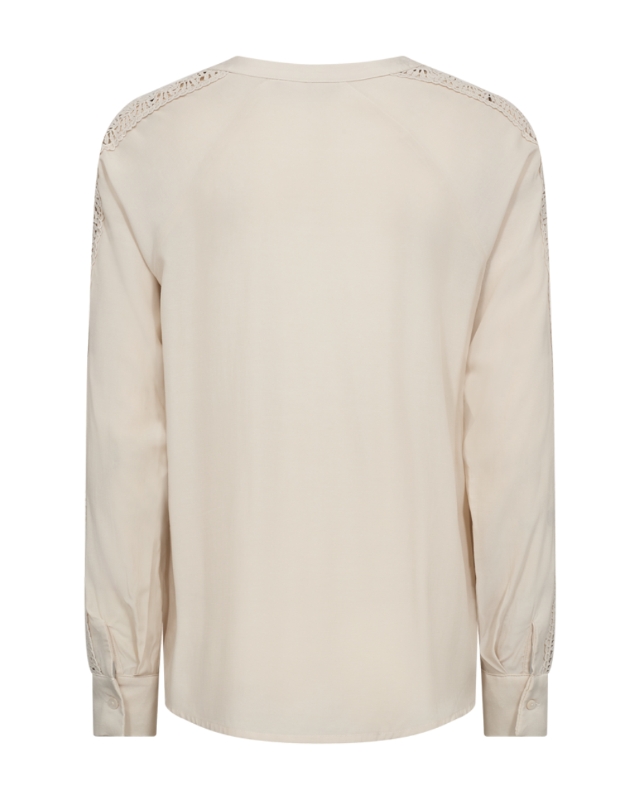 SWEETLY-SHIRT