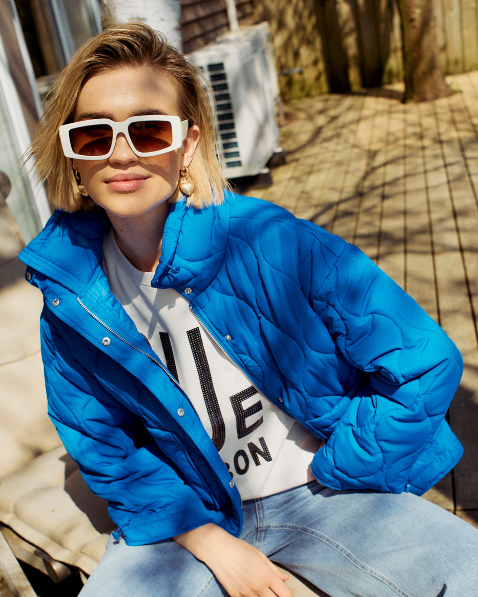 BLOB-JACKET