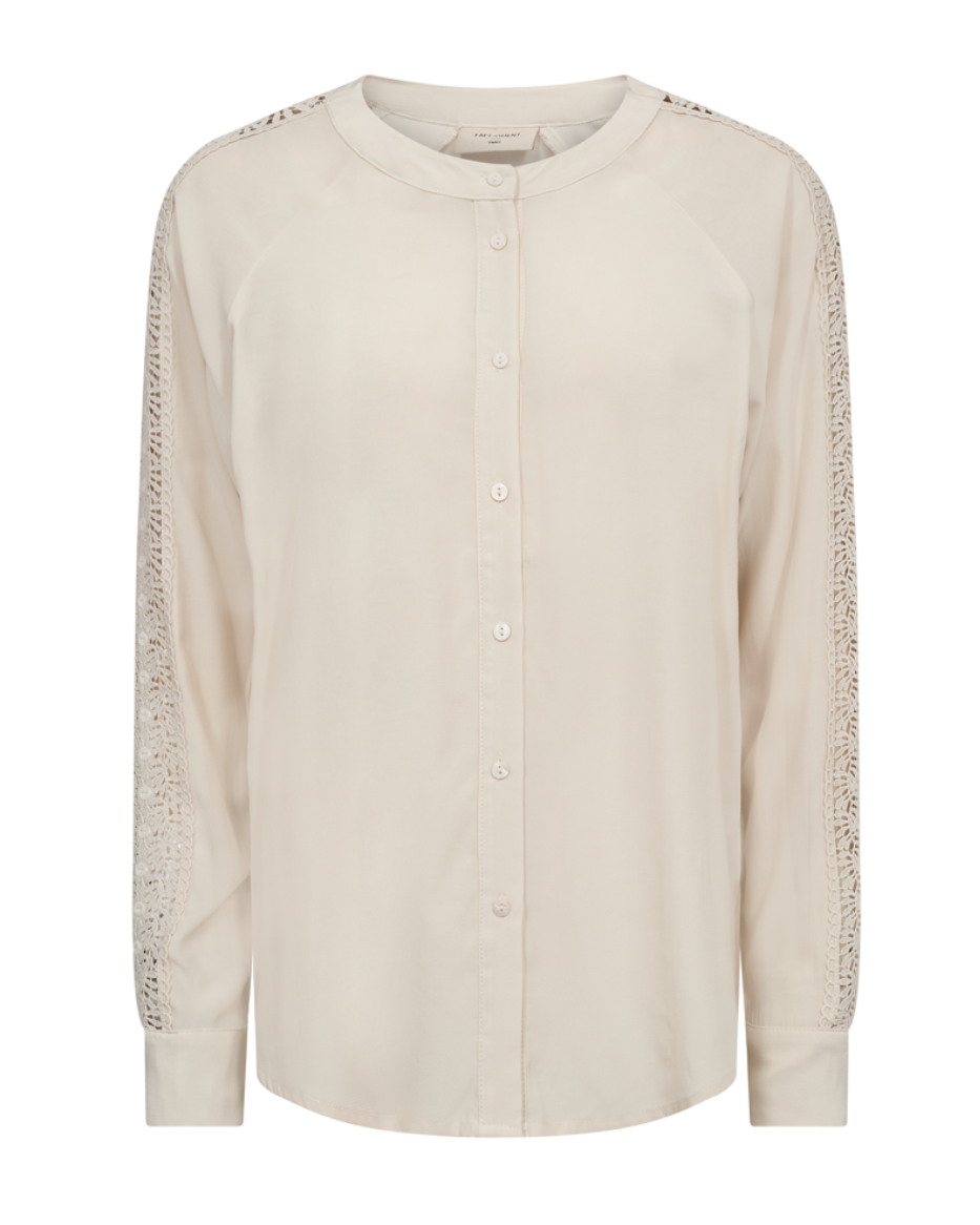 SWEETLY-SHIRT