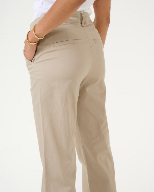 LEA FLARED CHINOS PANTS