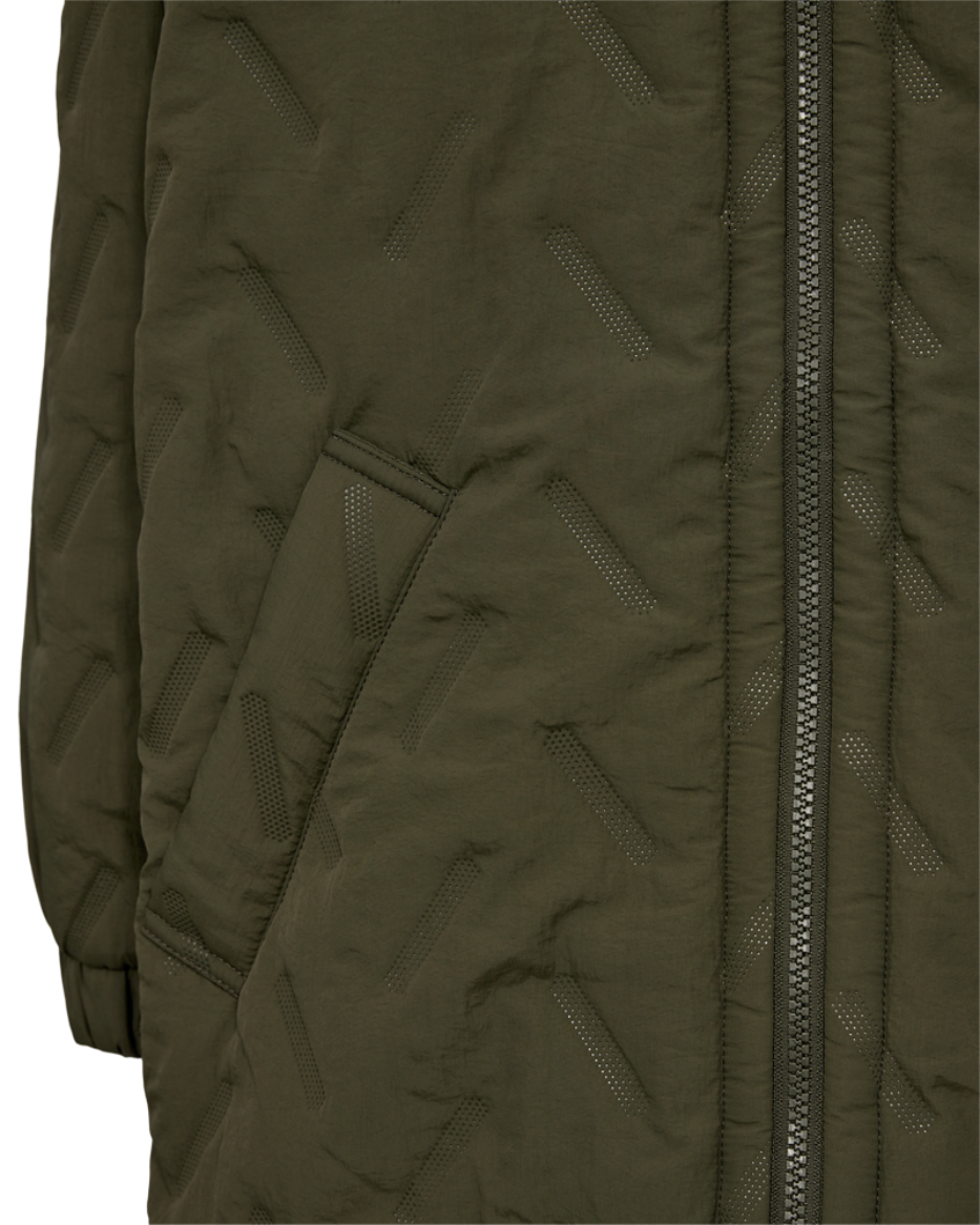 CROWN-JACKET