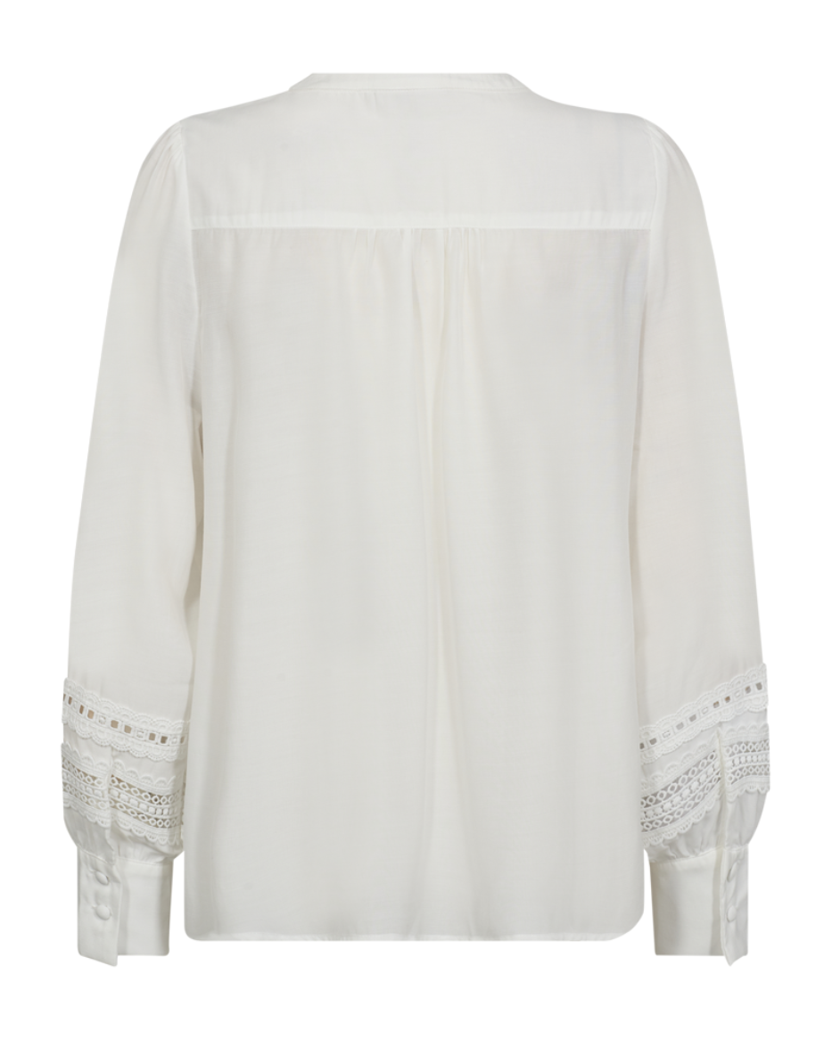 SWEETLY-SHIRT