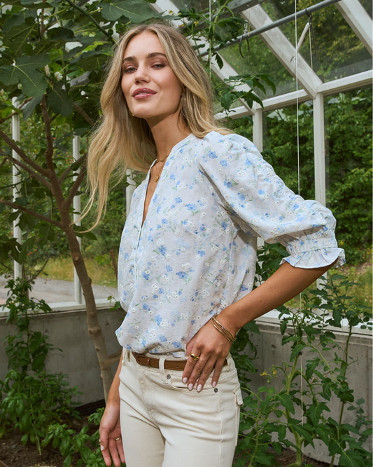 BELINDA DAISY