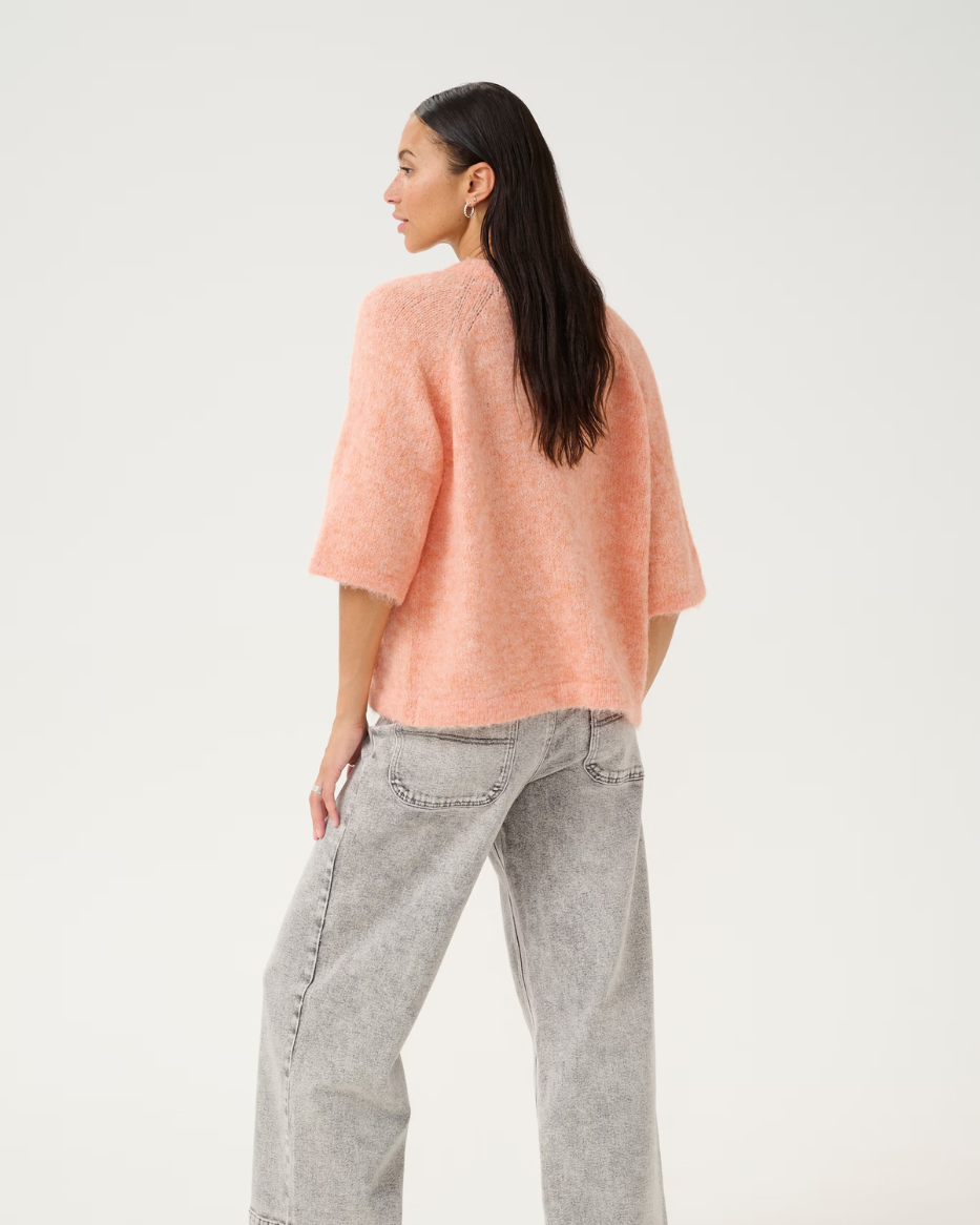 EMILIE V-NECK PULLOVER
