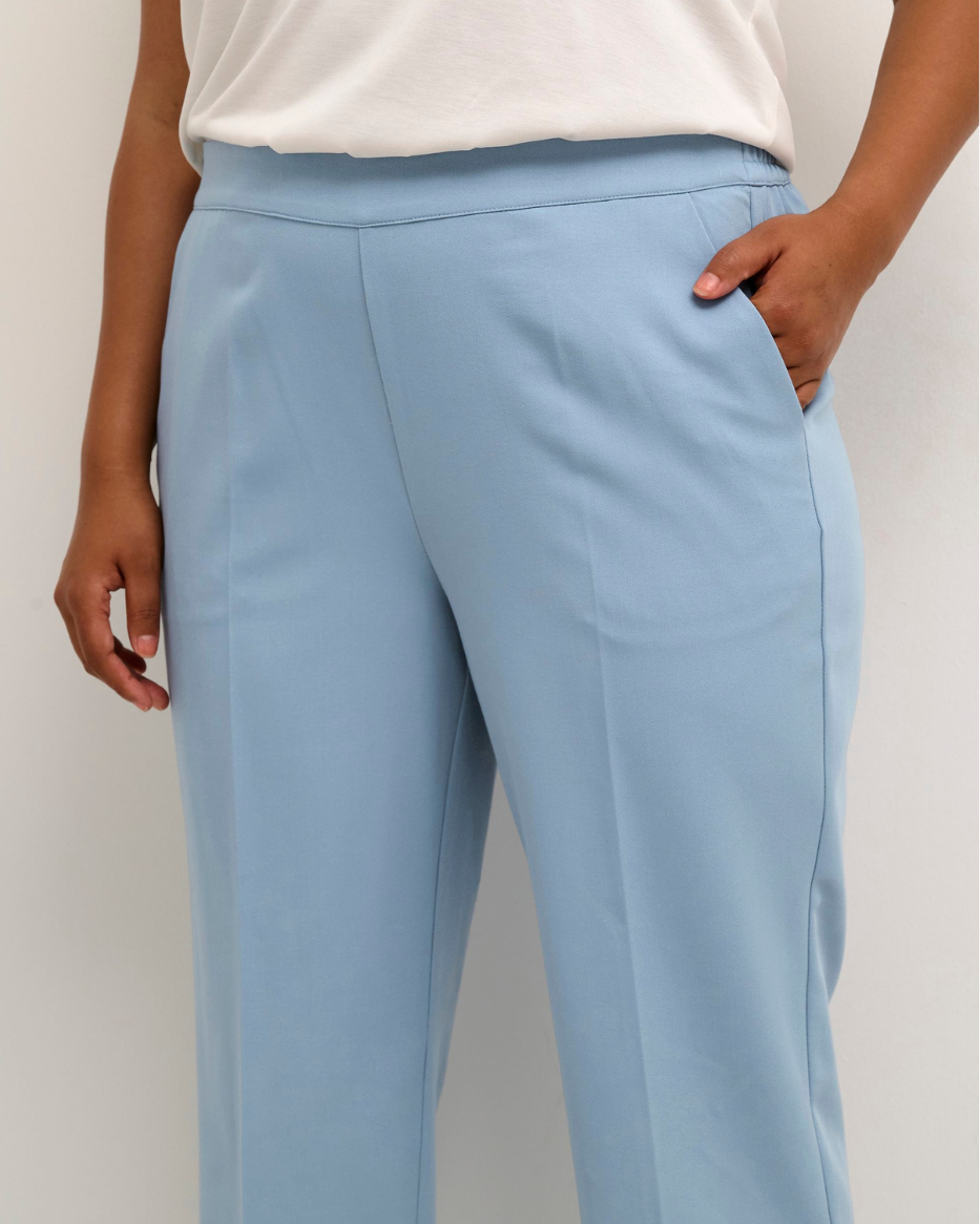 SAKIRA CROPPED PANTS