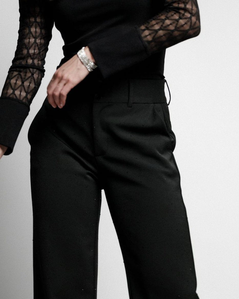 ALANA STRAIGHT BLING