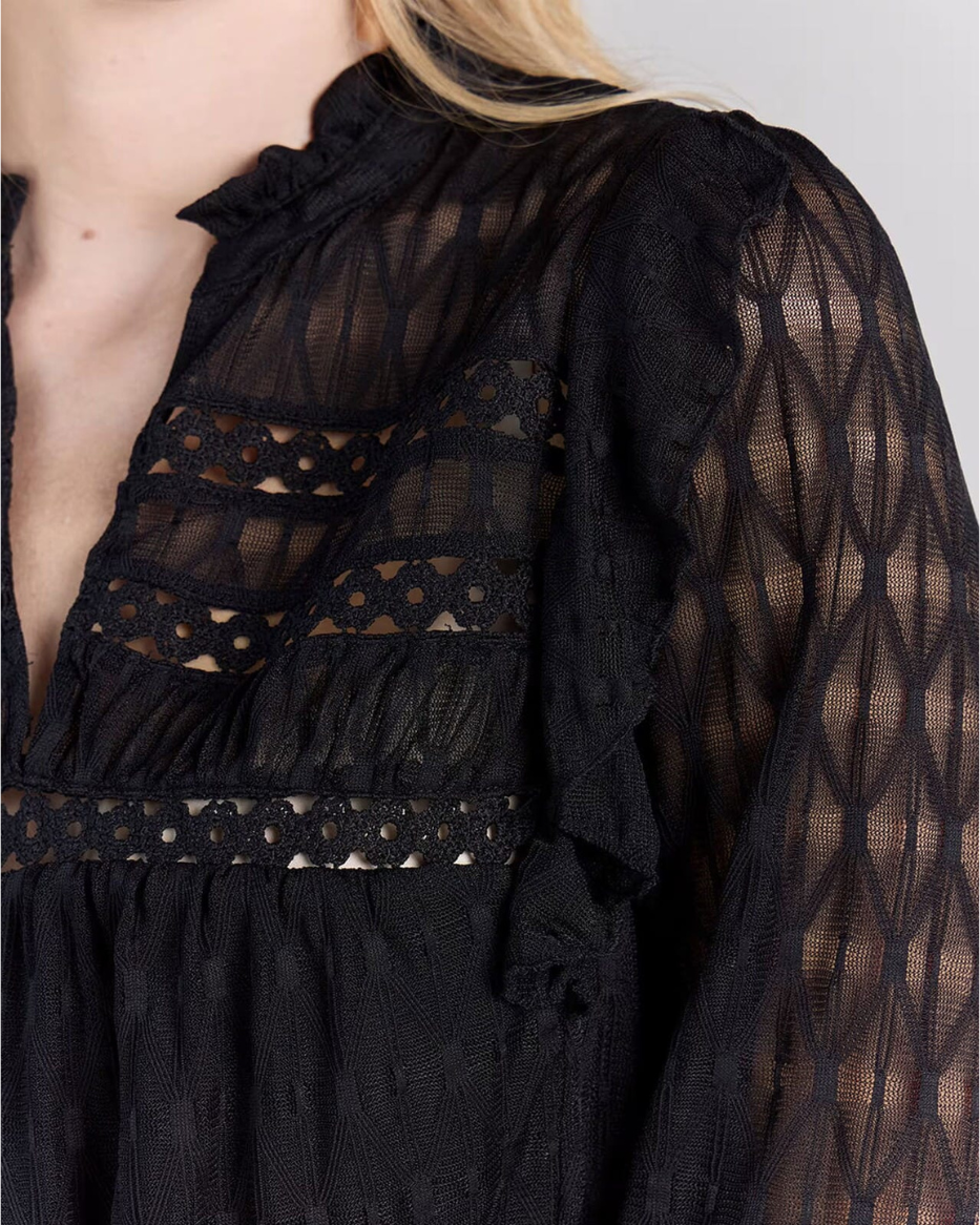 DEMI LACE
