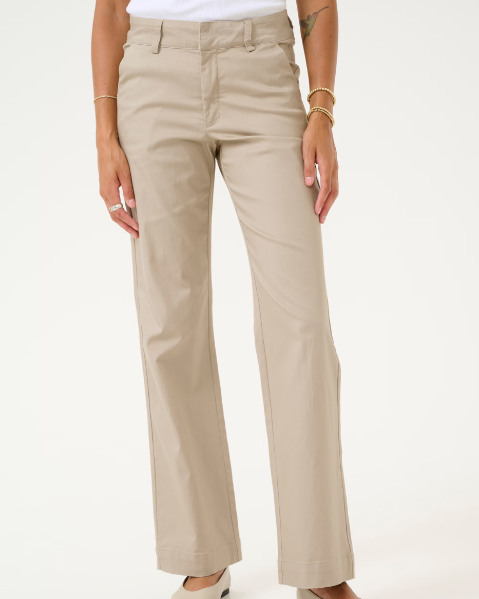 LEA FLARED CHINOS PANTS