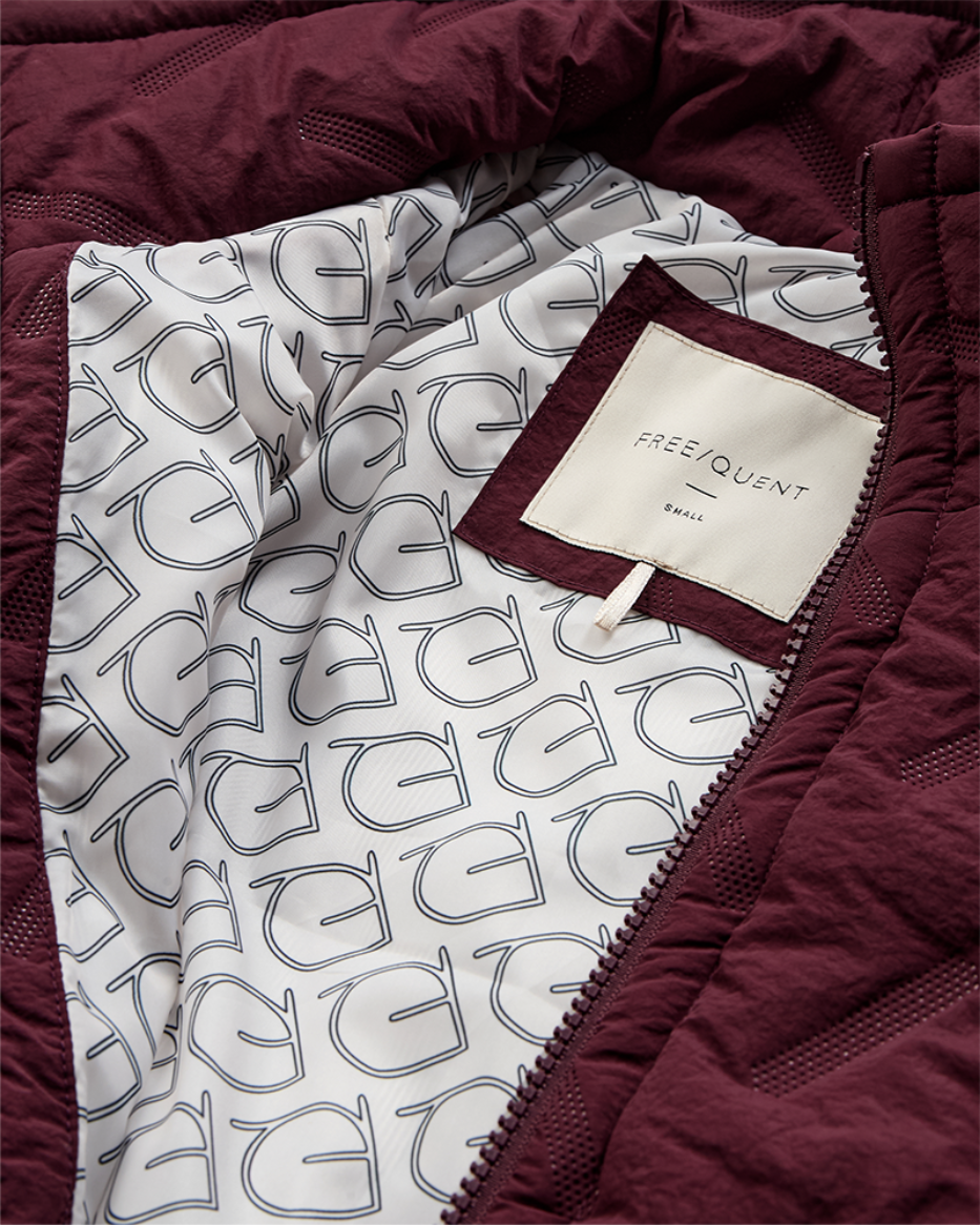 CROWN-JACKET