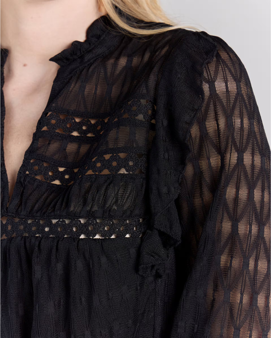 DEMI LACE
