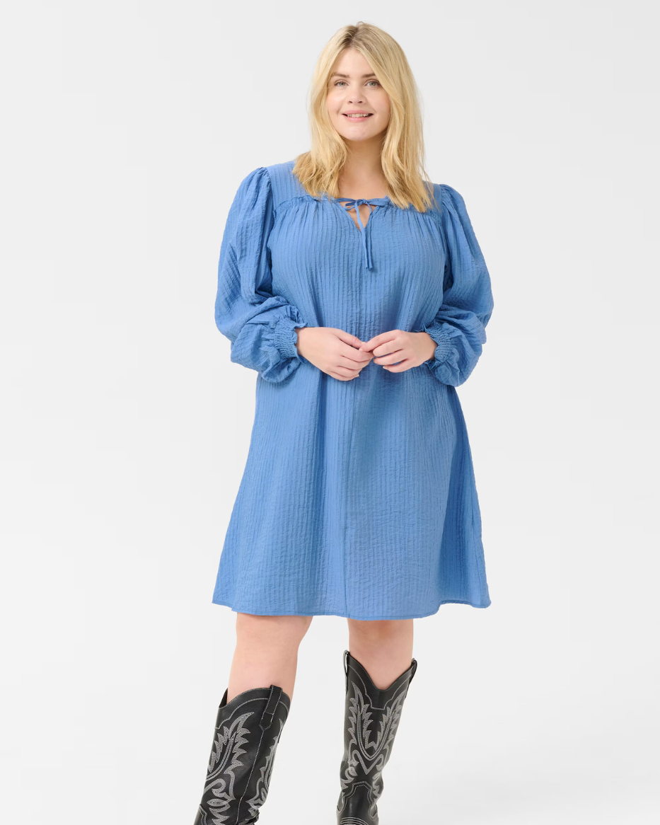 LINNA DRESS