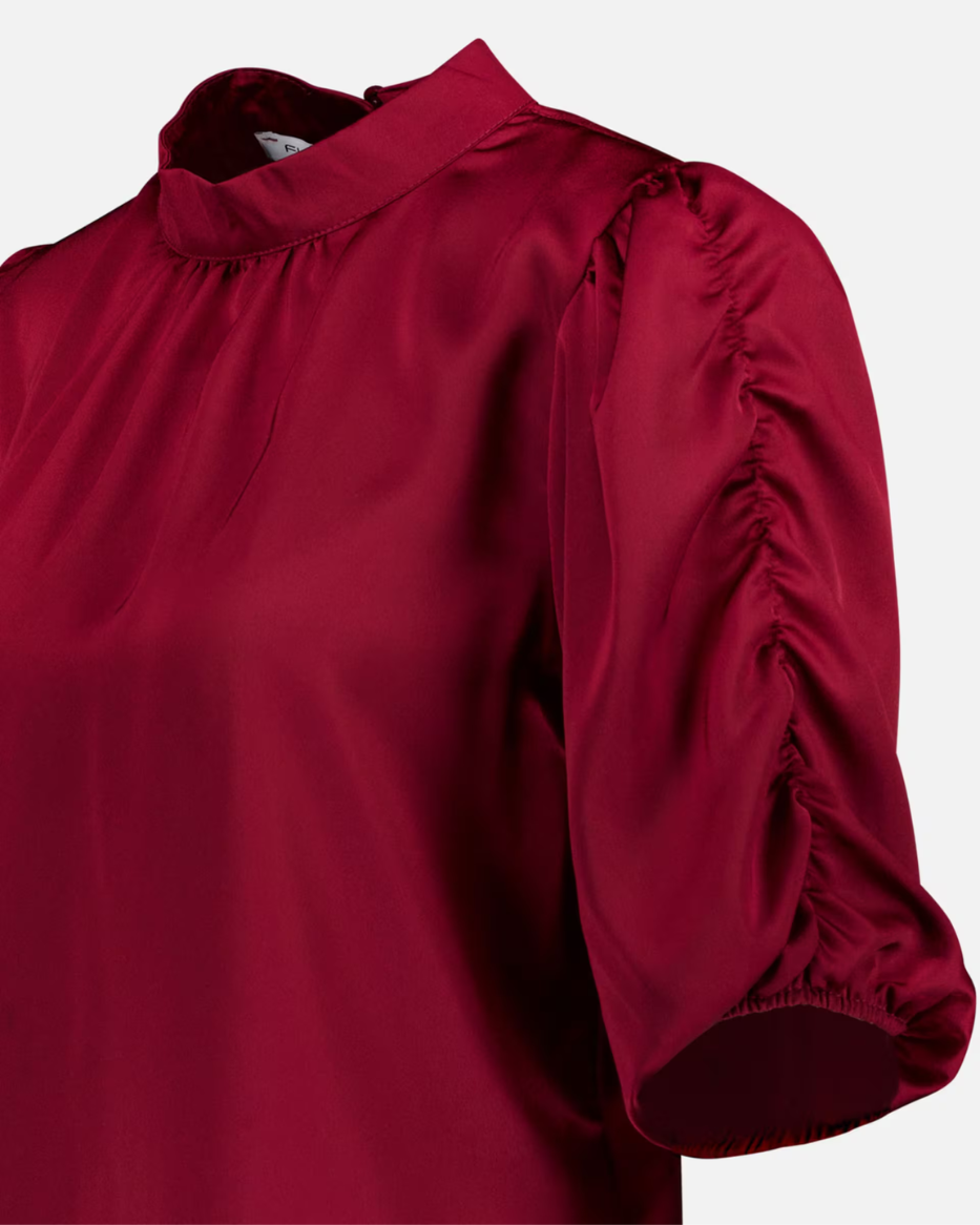 EMMELI SATIN UNI