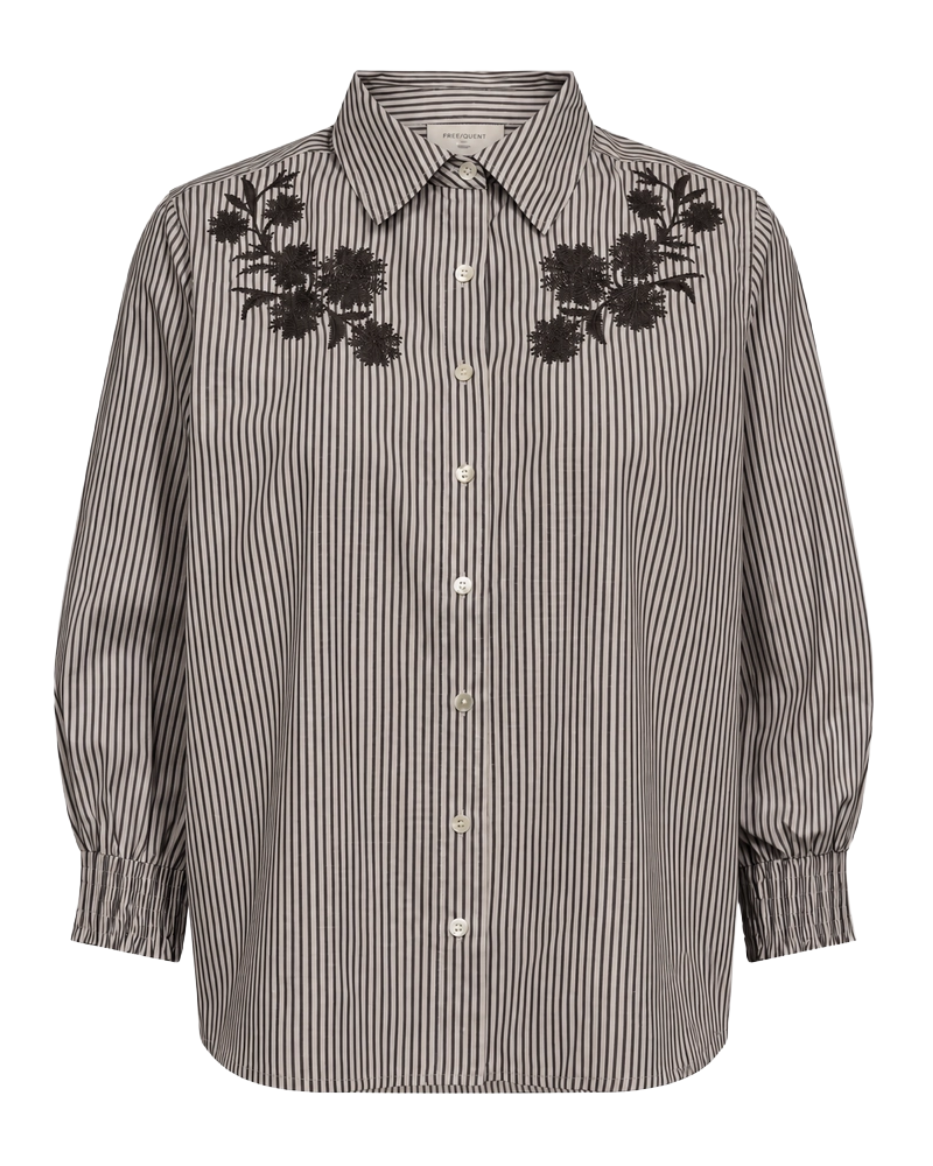 ESEVALINA-SHIRT