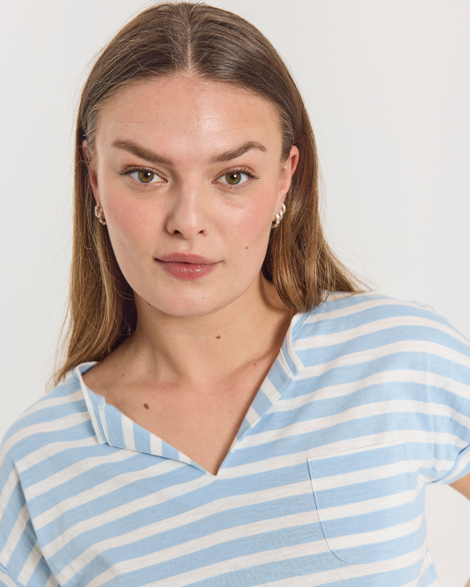 VIVA-TEE V-NECK STRIPED