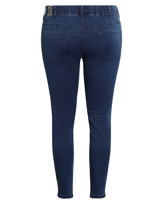 SOFIA SLIM FIT